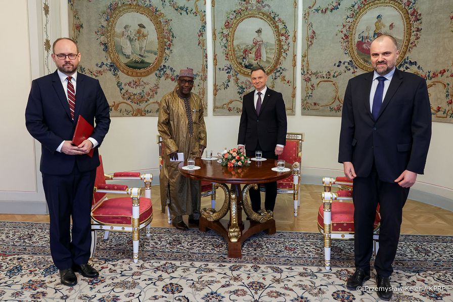 008_Andrzej_Duda_listy_uwierzyt_amb_Nigru_20221208_PK1_6122.jpg