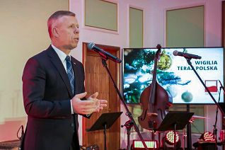 001_min_Cwik_20221208_2R3A5507 (002).jpg