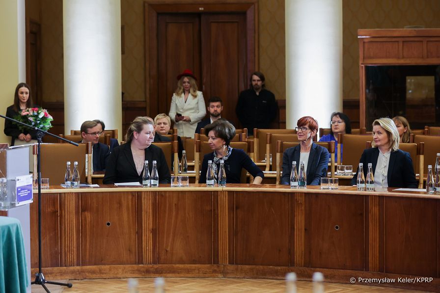 10__Malgorzata_Paprocka_debata_20221209_PK2_1987.jpg