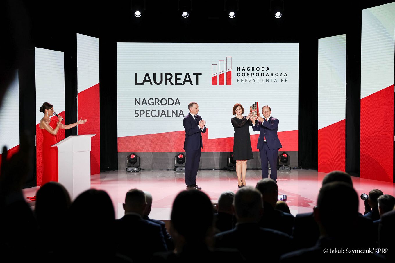 045_003_20221117_Andrzej_Duda_Gala_Nogroda_Gospodarcza_JSZ_0476.jpg