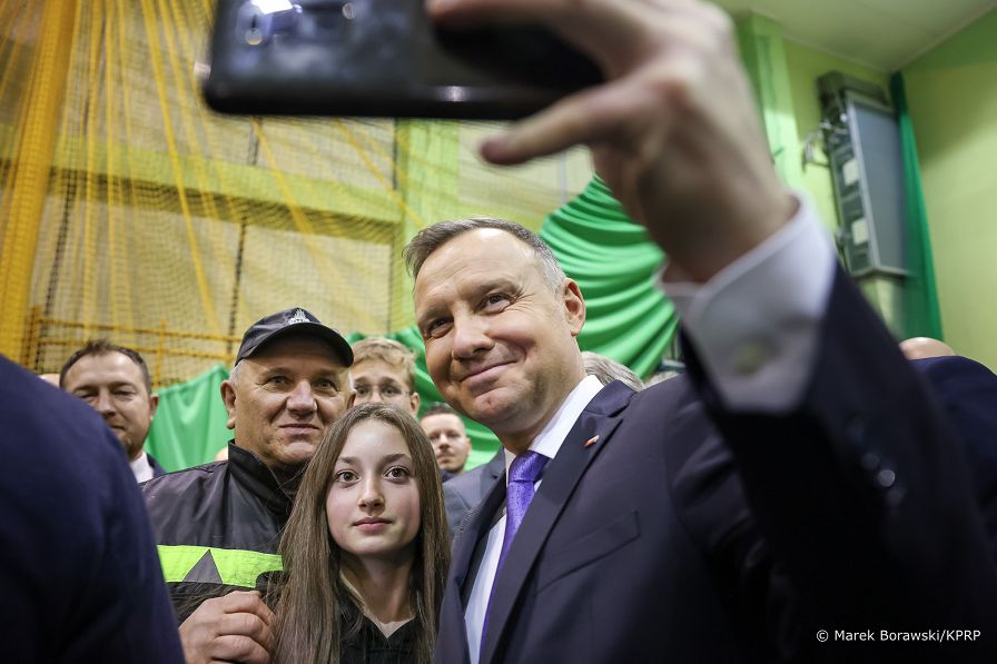 014_20221209_Andrzej_Duda_Spotkanie_mieszkancy_Zakliczyn_MB1_6387_.jpg