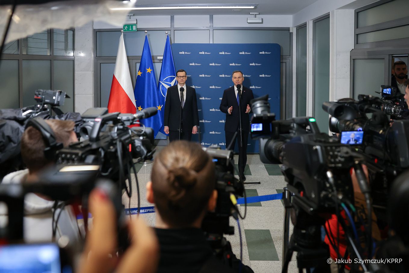 041_02__Andrzej_Duda_Mateusz_Morawiecki_BBN_20221116_JSZ_9410.jpg