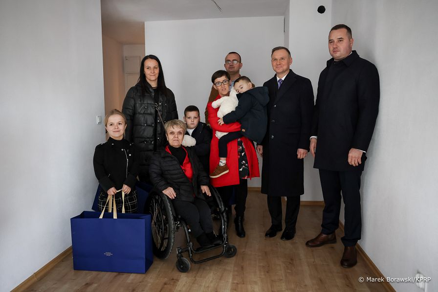 004_20221209_Andrzej_Duda_Zakliczyn_Mieszkania_MB1_5488_.jpg