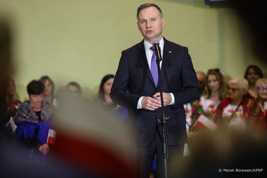 004_20221209_Andrzej_Duda_Spotkanie_mieszkancy_Zakliczyn_MB2_4188_.jpg