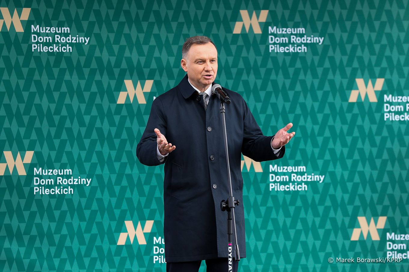 026__03__Andrzej_Duda_Muzeum_Dom_Rodziny_Pileckich_Ostrow_Mazowiecka_20221102_MB1_8097.jpg