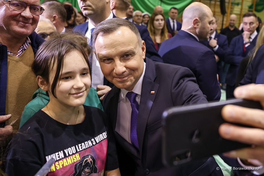 011_20221209_Andrzej_Duda_Spotkanie_mieszkancy_Zakliczyn_MB1_6342_.jpg