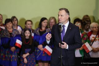 003_20221209_Andrzej_Duda_Spotkanie_mieszkancy_Zakliczyn_MB2_4157_.jpg