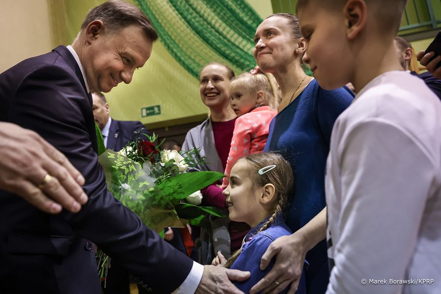 017_20221209_Andrzej_Duda_Spotkanie_mieszkancy_Zakliczyn_MB1_6083_.jpg