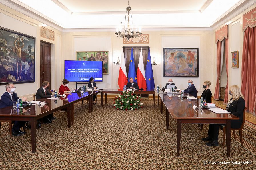 06__Andrzej_Duda_Rada_Dialogu_Spolecznego_20220201_PK019018.jpg