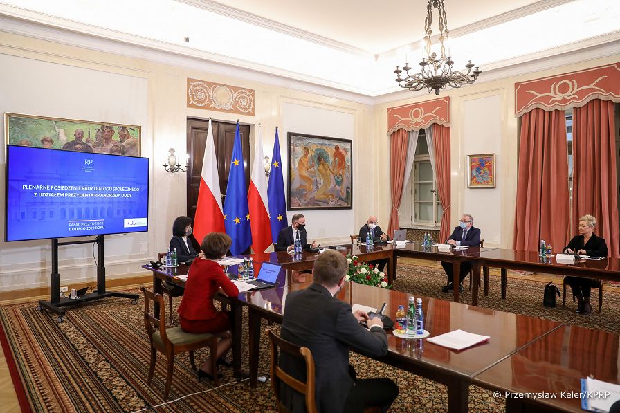 16__Andrzej_Duda_Rada_Dialogu_Spolecznego_20220201_PK019126.jpg