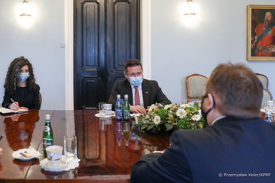 03__Pawel_Szrot_Ambasador_Theodor_Cosmin_Onisii_20220201_PK018846.jpg