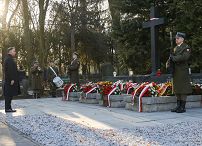 007_Andrzej_Duda_pomnik_AK_80_rocznica_20220214_MBO15479.jpg