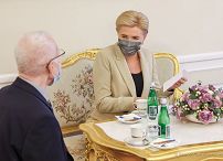 005_Agata_Kornhauser-Duda_Adam_Kwiatkowski_prof_Korab_20220215_GJB_4638.jpg