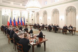 05__Andrzej_Duda_Rada_Gabinetowa_20220215_MBO15659.jpg