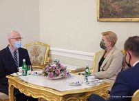 003_Agata_Kornhauser-Duda_Adam_Kwiatkowski_prof_Korab_20220215_GJB_4575.jpg