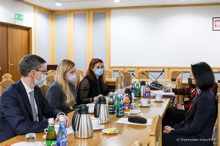 05_Min_Janke_Wolna_Szkola_20220215_PK029984.jpg