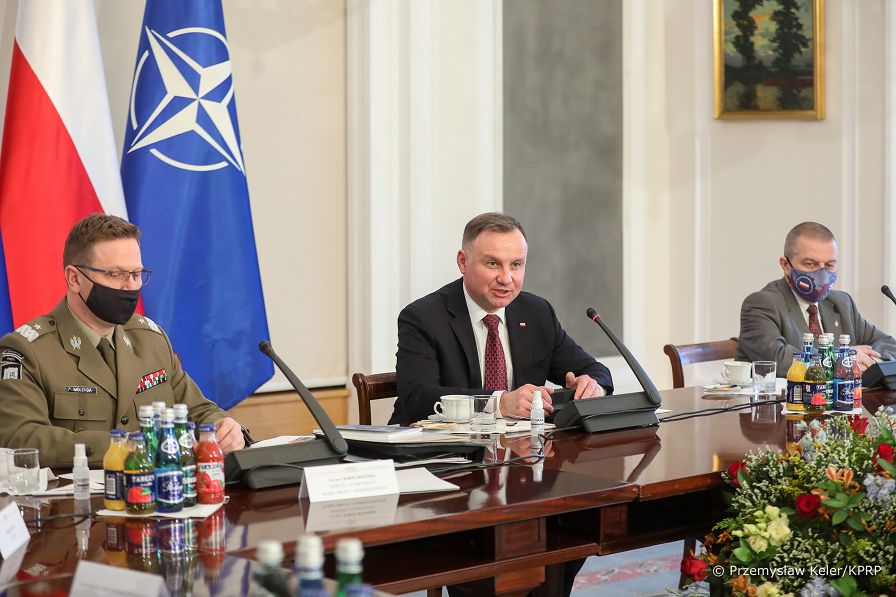 10__Andrzej_Duda_Rada_Bezpieczenstwa_Obronnosci_20220216_ERB50142.jpg