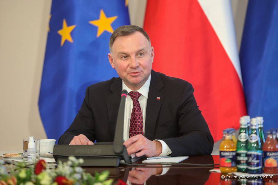 06__Andrzej_Duda_Rada_Bezpieczenstwa_Obronnosci_20220216_ERB50104.jpg
