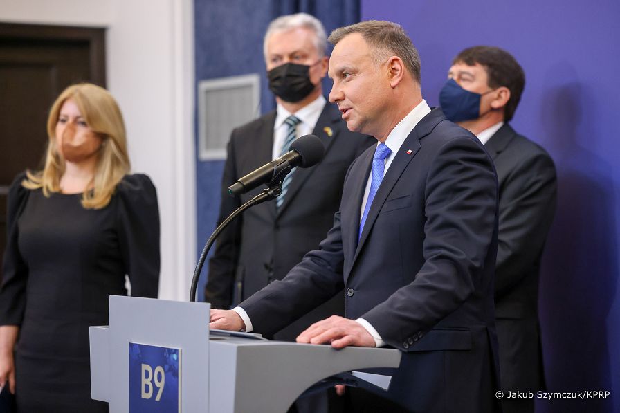 37__Andrzej_Duda__wypowiedz_media_Szczyt_B9_20220225_JS__7903.jpg
