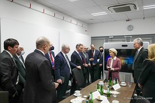 33__Andrzej_Duda_Szczyt_B9_20220225_L1000253.jpg