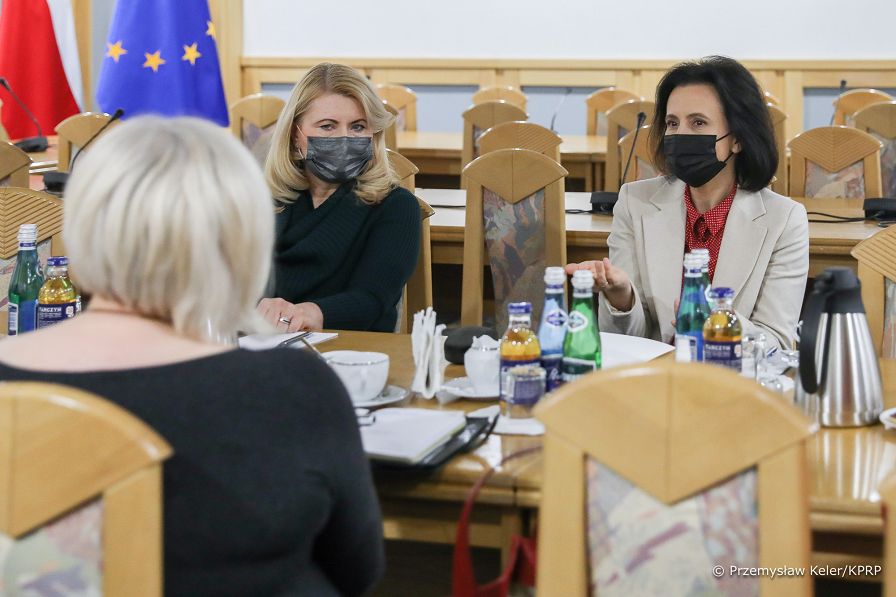03__Bogna_Janke_przedstawiciele_fundacja_Integracja_20220208_PK019984.jpg