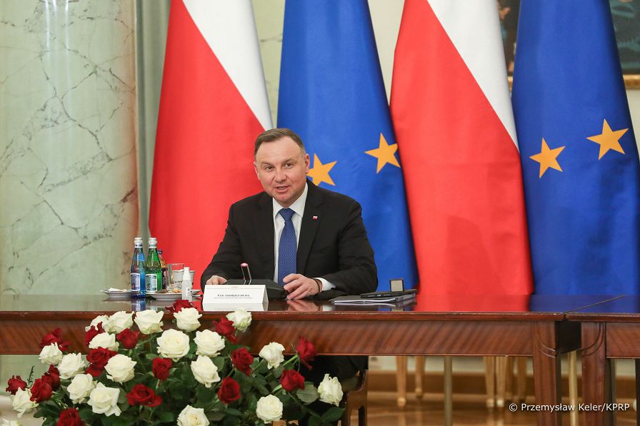 02__Andrzej_Duda_konsultacje_kola_kluby_parlamentarne_20220208_PK029304.jpg