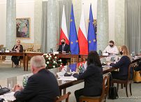 01__Andrzej_Duda_konsultacje_kola_kluby_parlamentarne_20220208_PK029294.jpg