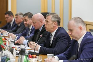 05__Piotr_Cwik_rada_ds_samorzadu_terytorialnego_20220310_ERB57233.jpg