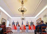 022_Andrzej_Duda_Kamala_Harris_Belweder_20220310_JSZ_2875.jpg