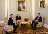03__Agata_Kornhauser_Duda_General_Andrzej_Bartkowiak _20220310_GJA_2974.jpg