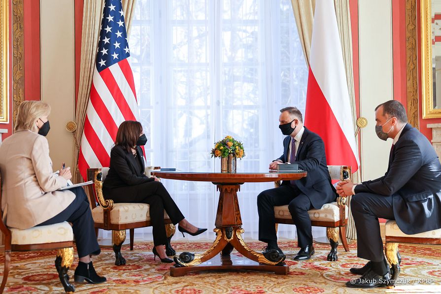 006_Andrzej_Duda_Kamala_Harris_spotkanie_20220310_JSZ_2425.jpg