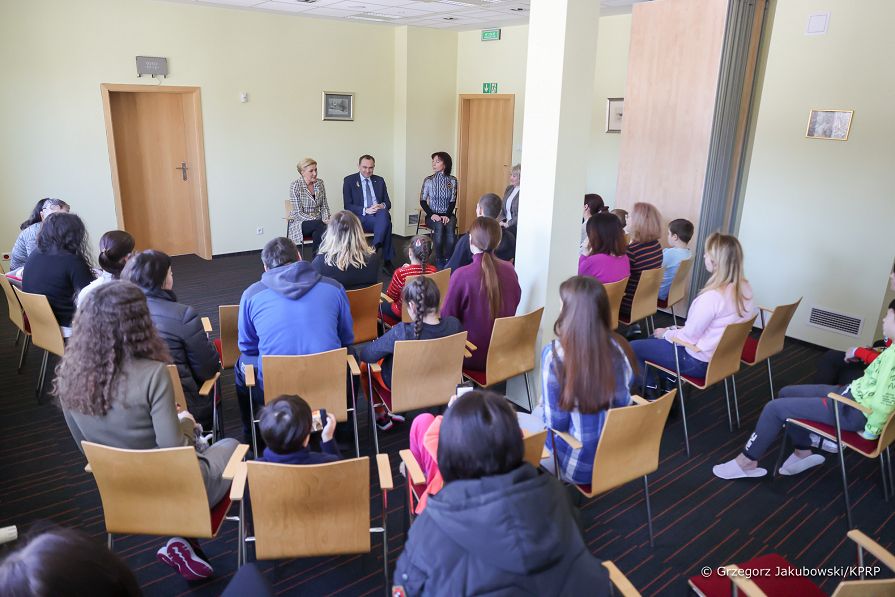 11__Agata_Kornhauser_Duda_Spotkanie_z_uchodzcami_Wisla_20220314_GJB_2926.jpg