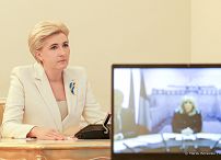 003_Agata_Kornhauser-Duda_online_Brigitte_Macron_20220315_MBOp10188.jpg