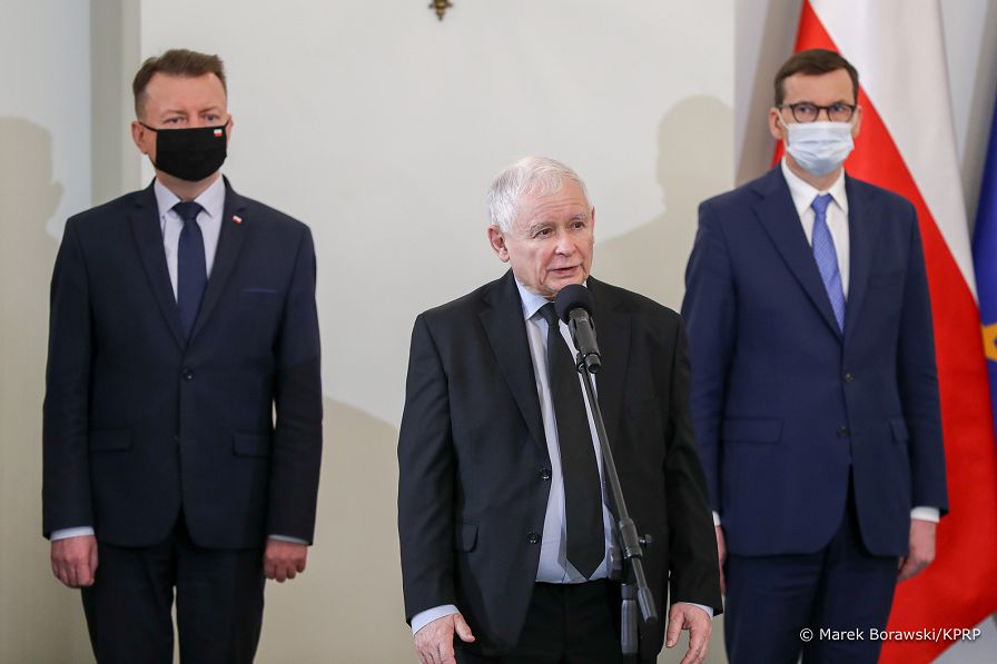 08__Andrzej_Duda_podpisanie_Ustawa_o_Obronie_Ojczyzny_20220318_MBO10535.jpg