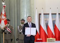 06__Andrzej_Duda_podpisanie_Ustawa_o_Obronie_Ojczyzny_20220318_MBO10469.jpg