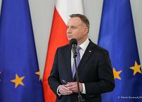 10__Andrzej_Duda_podpisanie_Ustawa_o_Obronie_Ojczyzny_20220318_MBO10630.jpg