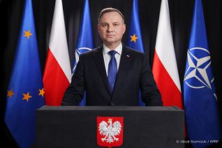 01_Prezydent_Andrzej_Duda_oredzie_20220323_JSZ_9284 (1).jpg