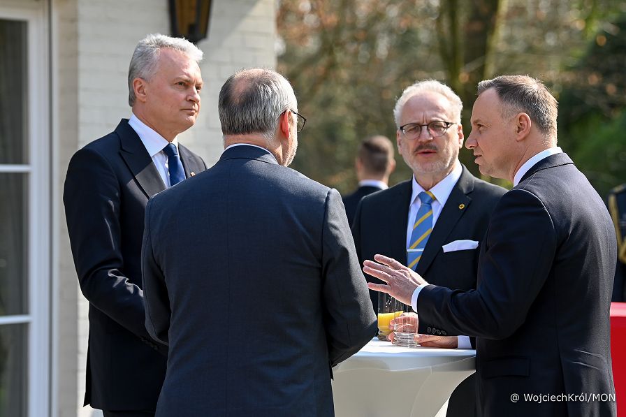 19_Andrzej_Duda_Szczyt_NATO_Bruksela_20220324_WK6_7857.jpg