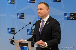 24_Andrzej_Duda_Szczyt_NATO_konferencja_prasowa_Bruksela_20220324_WK6_8045.jpg
