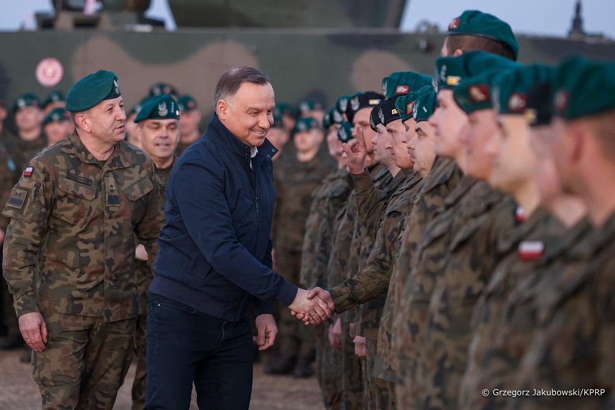 04_Andrzej_Duda_wizyta_wojsko_Rzeszow_20220325_JS__9422.jpg