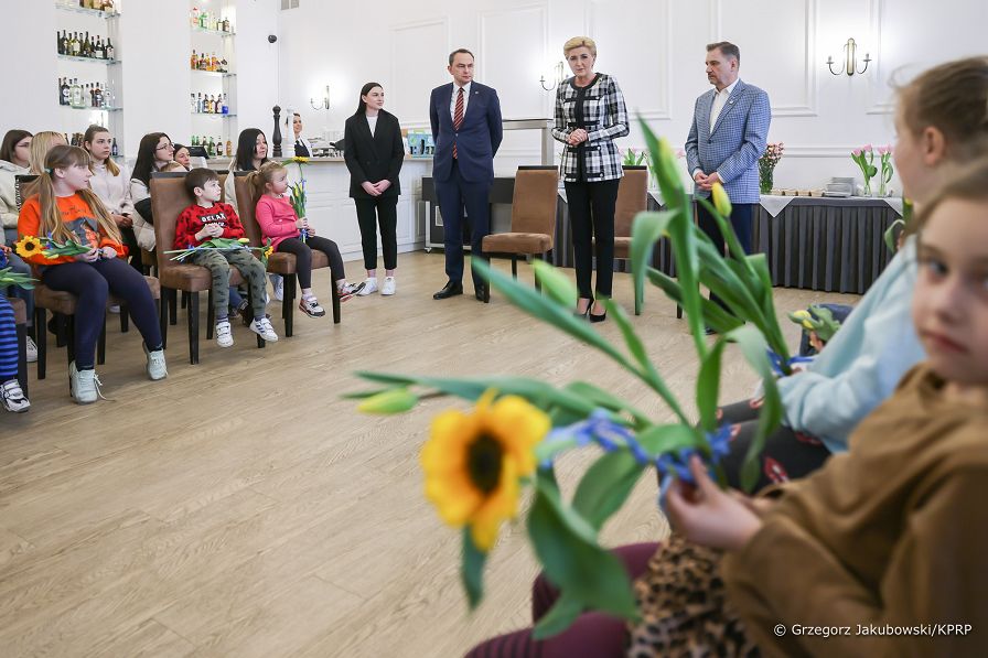 06_Agata_Kornhauser_Duda_Spala_20220325_GJB_0510.jpg