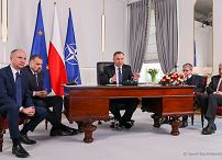 08_Andrzej_Duda_rozmowa_Wołodymyr_Zelenski_Prezydent_Ukrainy_20220326_JSZ_9298_1.jpg