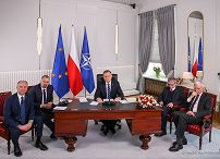 03_Andrzej_Duda_rozmowa_Wołodymyr_Zelenski_Prezydent_Ukrainy_20220326_JSZ_0709.jpg