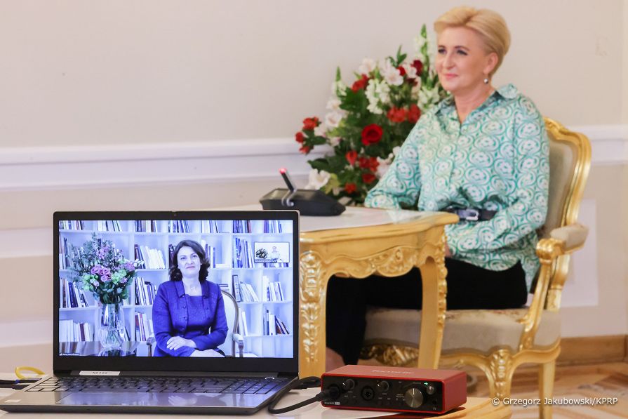 07_Agata_Kornhauser_Duda_laczenie_Diana_Nausediene_Pierwsza_Dama_Litwy_20220329_GJA_9588.jpg