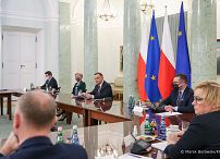 05_Andrzej_Duda_spotkanie_ws_uchodzcow_20220303_MBO17724.jpg