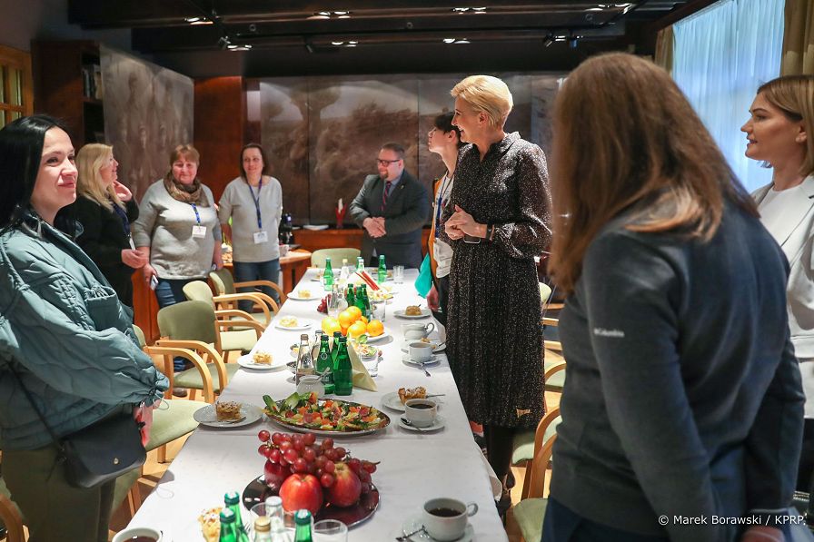 011_Agata_Kornhauser-Duda_rodziny_ukrainskie_20220309_MBO19396.jpg