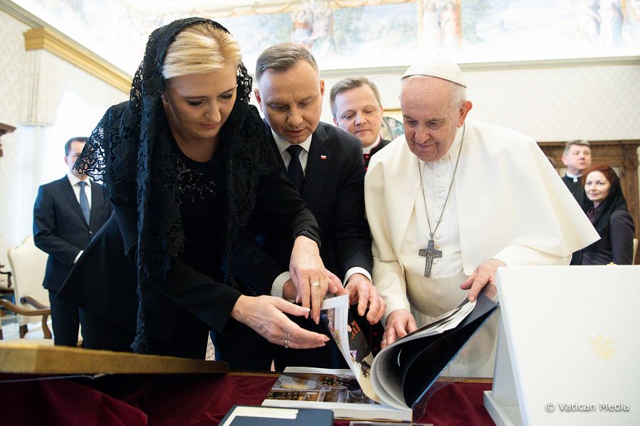 05_Para_Prezydencka_audiencja_Papiez_Franciszek_20220401_rs04012022100214_00623.jpg