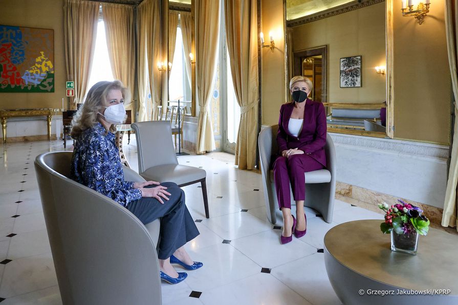 06_AKD_Laura_Mattarella_20220401_GJA_2794_20220401_GJA_2792_1.jpg