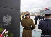 006_Andrzej_Duda_Obchody_12_rocznicy_Katastrofy_Smolenskiej_Pomniki_20220410_GJB_5509.jpg