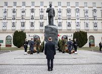 010_Andrzej_Duda_Obchody_12_rocznicy_Katastrofy_Smolenskiej_Pomniki_20220410_GJB_5584.jpg